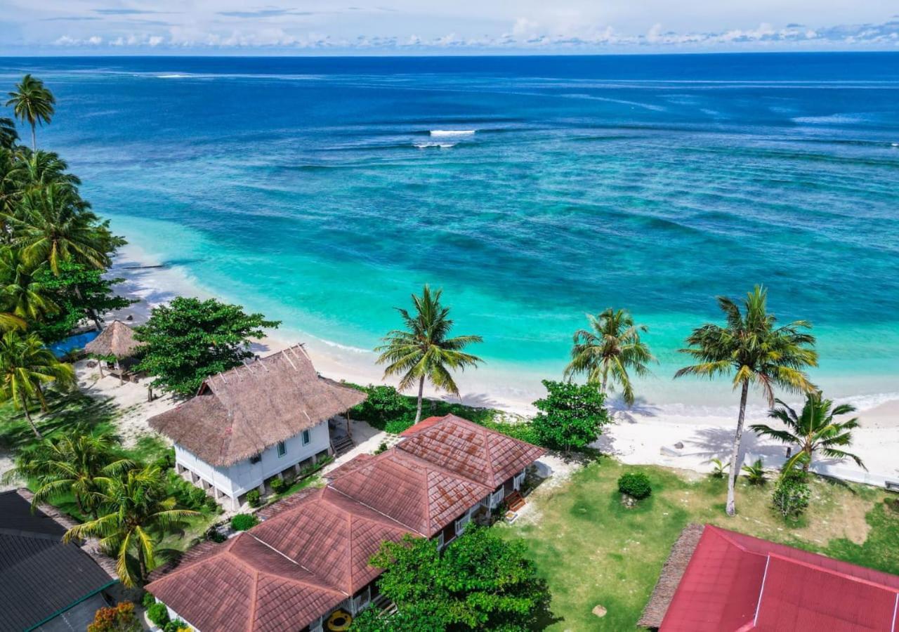 Katiet Beach Resort Mentawai Lances Right Hts Dış mekan fotoğraf