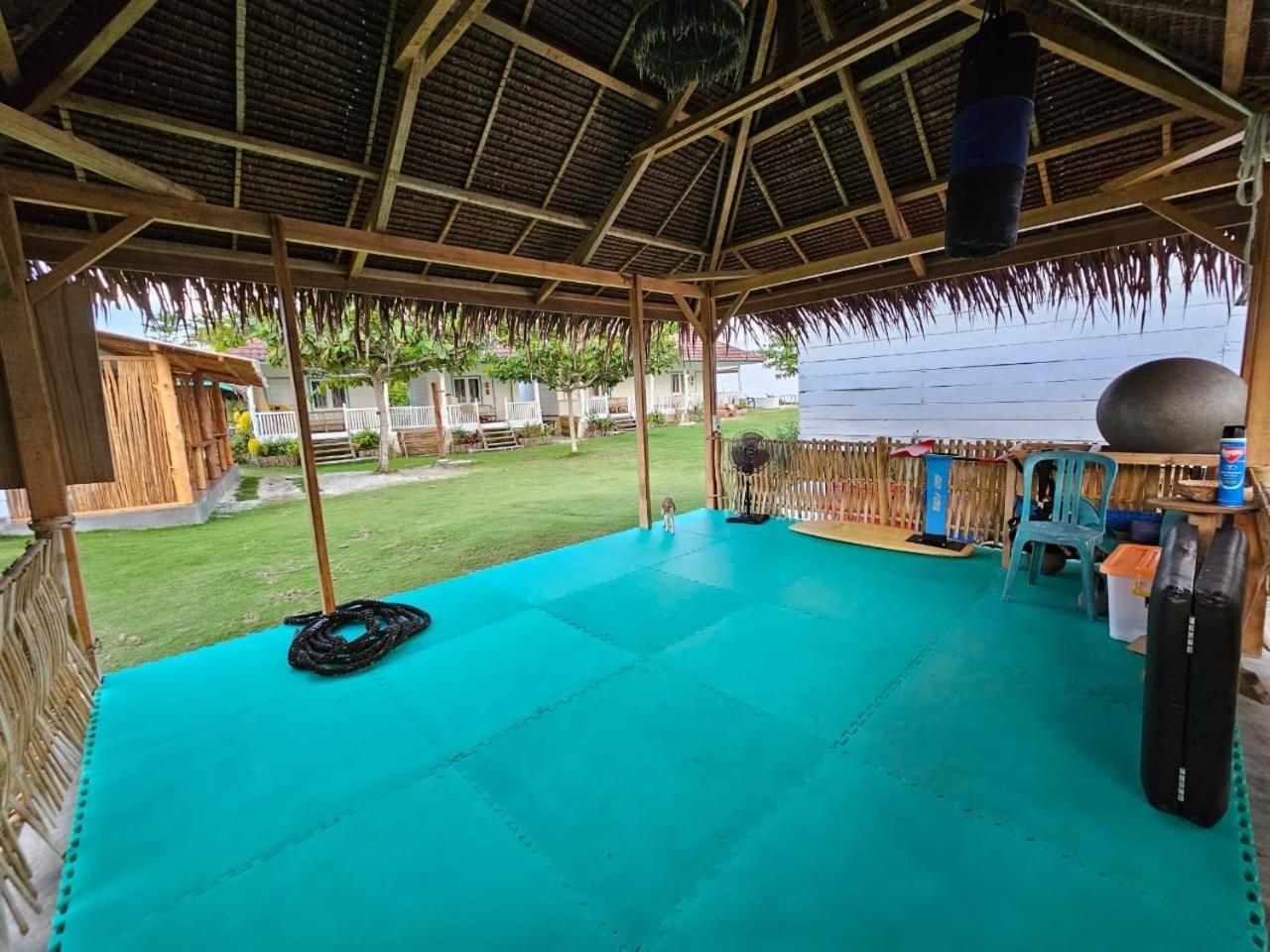 Katiet Beach Resort Mentawai Lances Right Hts Dış mekan fotoğraf
